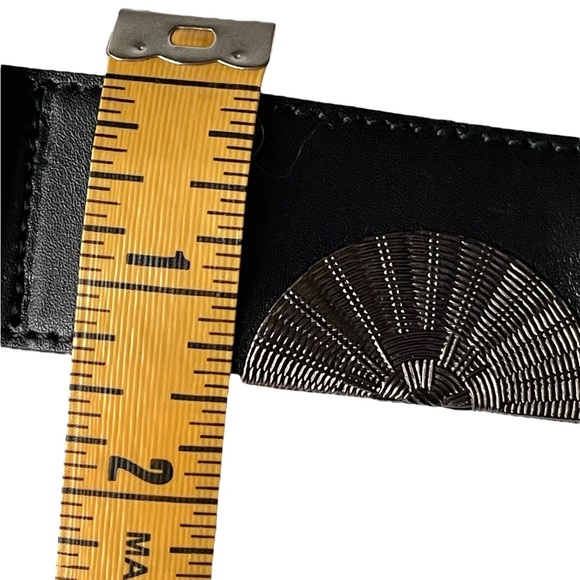 Oscar de la Renta Black Belt with Metal Embellishments, Small 75 / 28” - Picture 9 of 13